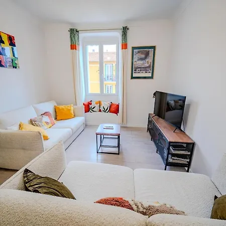 Apartman Port Lympia Lovely With Balcony & Ac Nizza