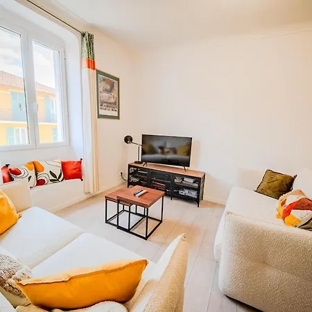 Apartman Port Lympia Lovely With Balcony & Ac