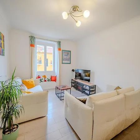 Apartman Port Lympia Lovely With Balcony & Ac *