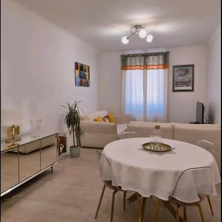 Apartman Port Lympia Lovely With Balcony & Ac